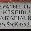 Nidzica - kościół ewangelicko-augsburski Św. Krzyża (tablica przy wejściu)
